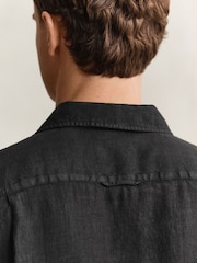 ブラック - GANT Garment Dyed Linen Pocket Shirt - 画像 5 / 6