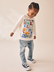White Alphabet - Long Sleeve Graphic T-Shirt (3mths-7yrs) - תמונה 2 מתוך 8