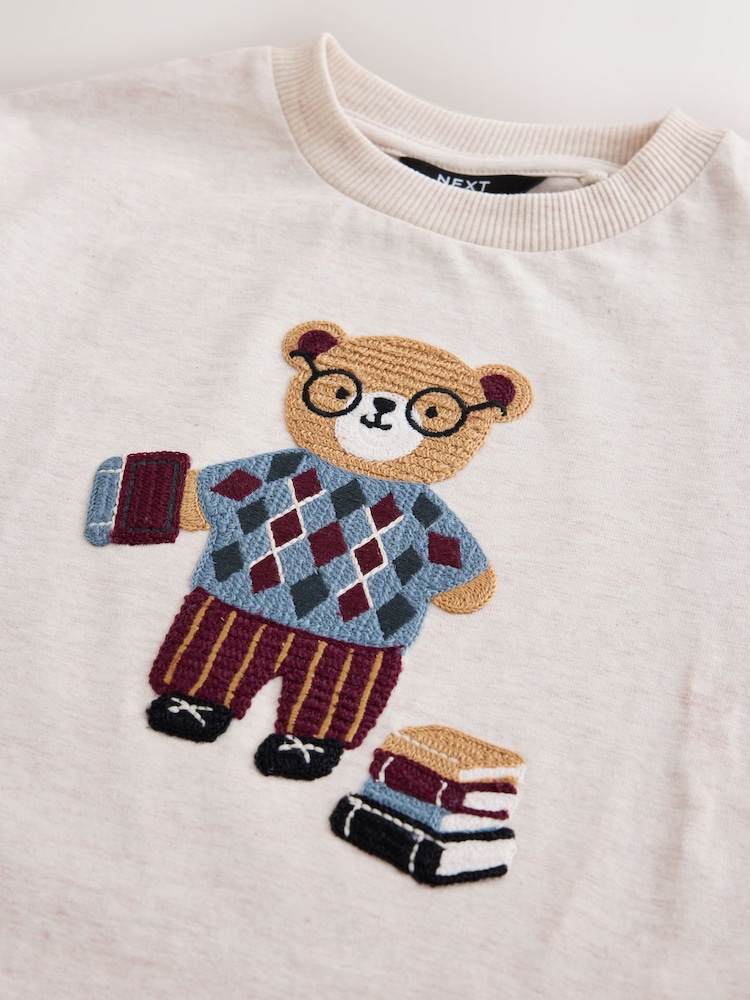 Neutral Embroidery Bear - Mahabang Manggas na Graphic T-Shirt (3buwan-7taon) - Larawan 4 ng 4 Neutral Embroidery Bear - Mahabang Manggas na Graphic T-Shirt (3buwan-7taon) - Larawan 4 ng 4