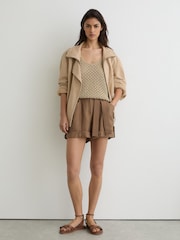 Reiss Avril Belted Button-Tab Short - Bild 4 von 7