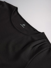 The Set Asymmetrical Hem T-Shirts 2 Pack Black/White - Image 9 of 9