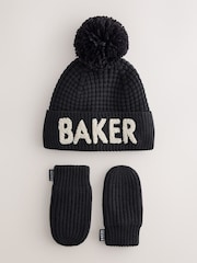 حزمة من قبعة بوم بوم بوكليه وفرو صناعي وقفازات من Baker by Ted Baker - صورة 1 من 5