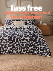Silentnight 10.5 Tog Leaf Print Coverless Duvet And Pillowcase Set - Image 2 of 8