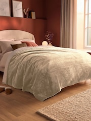 Silentnight Natural Heat Genie Giant Heated Blanket - Image 1 of 9