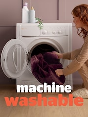 Silentnight Berry Heat Genie Giant Heated Blanket - Image 7 of 9