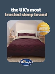 Silentnight Set of 10 10.5 Tog Seersucker Coverless Duvet And Pillowcase Set - Image 7 of 8