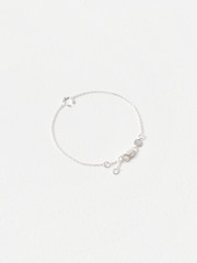 Oliver Bonas Silver Dixon Hammered Horseshoe Charm Chain Bracelet - Image 2 of 4