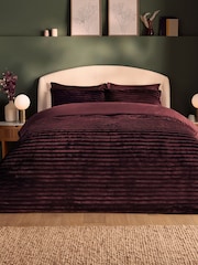 Silentnight Berry Ribbed Faux Fur Duvet Cover Set - Image 1 of 8