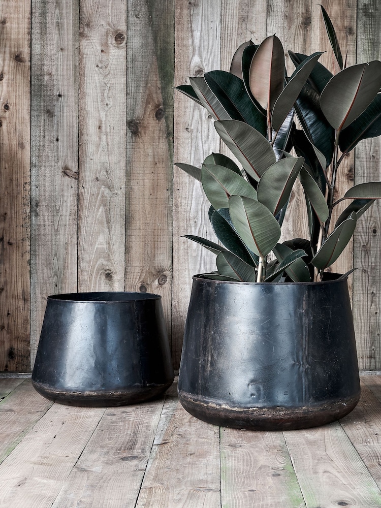 Nkuku Aged Black Endo Iron Planter - Image 1 of 2