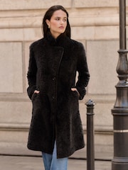 Negro - Lipsy Longline Teddy Faux Leather Trim Coat - Imagen 5 de 6