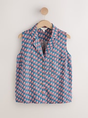 Red/Blue Deck Chair Print - Revere Collar Sleeveless Shirt with Linen - Image 5 of 7