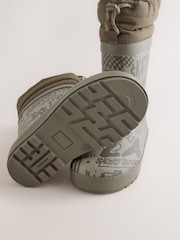Grey Graffiti Adjustable Cuff Wellies - Image 4 of 5