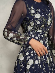 Vestido bordado Lois de Hobbs - Imagen 3 de 4