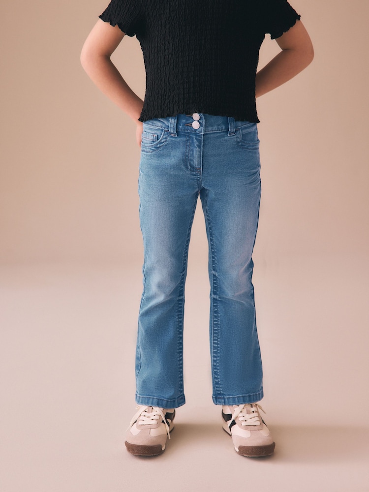 Denim azul medio - Bajo Rise Flared Jeans (3-16yrs) - Imagen 1 de 8 Denim azul medio - Bajo Rise Flared Jeans (3-16yrs) - Imagen 1 de 8
