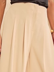 Crema - Love & Roses Crepe Palazzo Trousers - Imagen 2 de 4