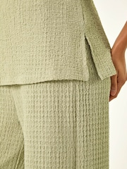 Roman Green Textured Longline Stretch Vest Top - Image 4 of 4