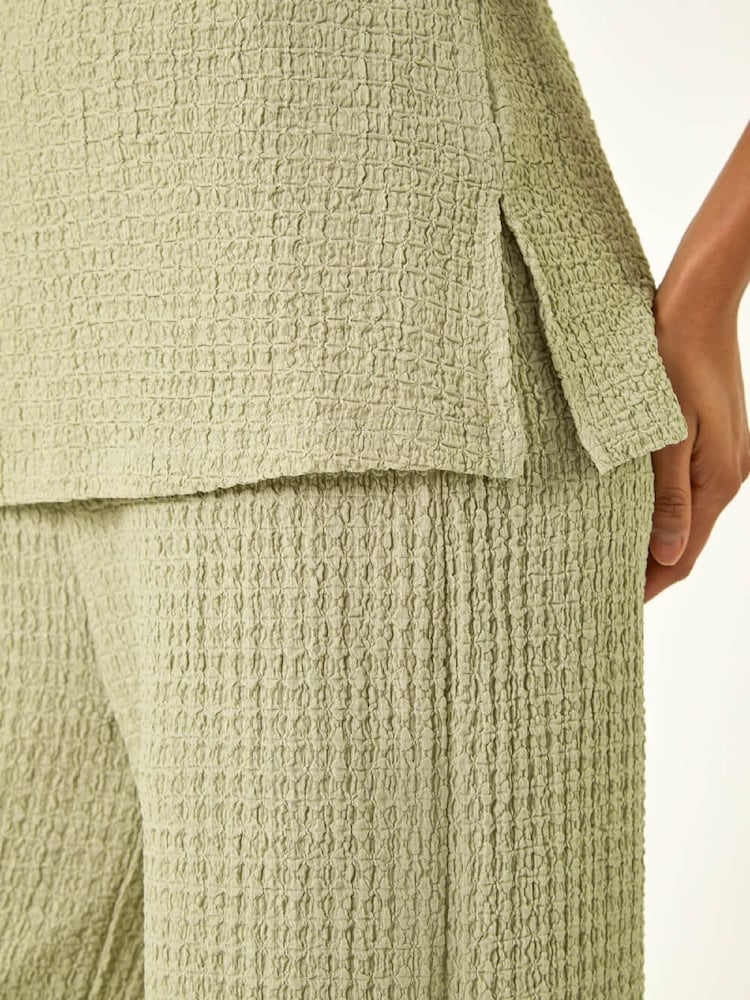 Roman Green Textured Longline Stretch Vest Top - Image 4 of 4