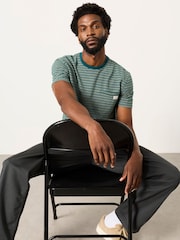 FatFace Small Stripe T-Shirt - Larawan 2 ng 6