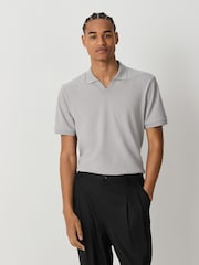 Gris - Short Sleeve Trophy Neck Pique Polo Shirt - Imagen 1 de 7