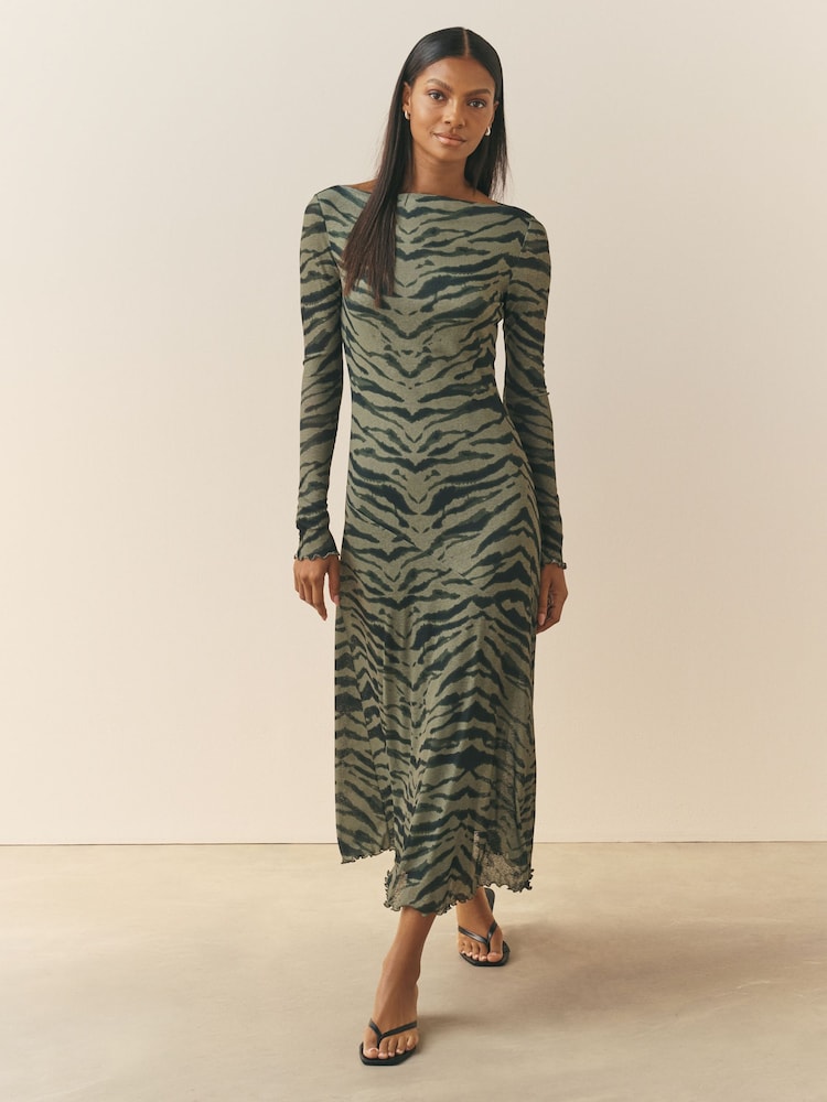 Zebra - Midikjole med langærmet og skrå hals og Tryk fra Nothing Ordinary - Billede 1 af 4