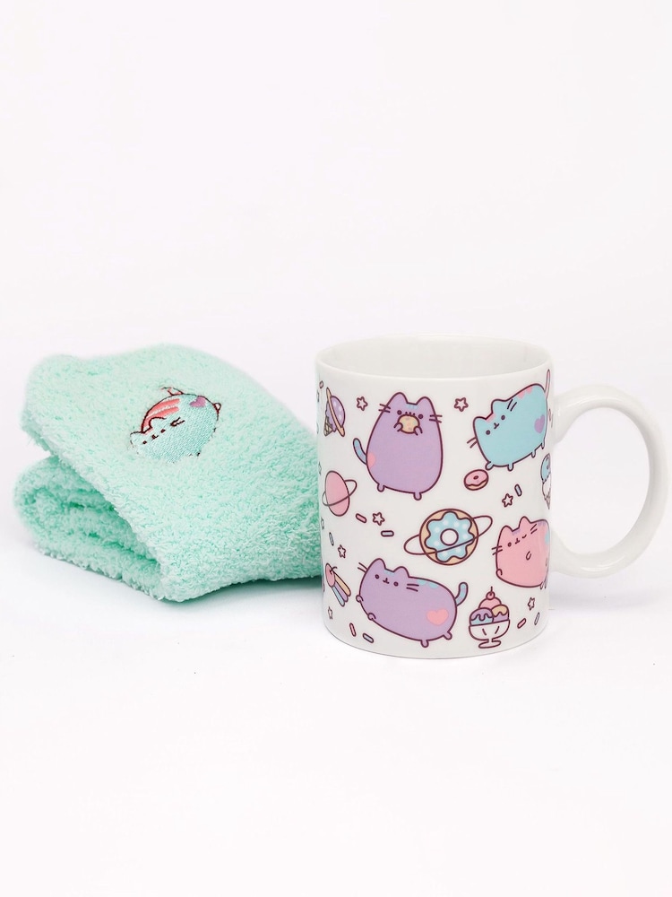 Vanilla Underground White Pusheen Mug and Socks Gift Set - Image 2 of 5 Vanilla Underground White Pusheen Mug and Socks Gift Set - Image 2 of 5