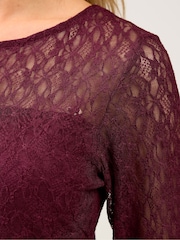 M&Co Purple Petite Lace 3/4 Sleeve Skater Dress - Image 4 of 5