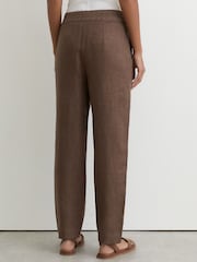 Reiss Brown Mila Taper Petite Linen Wave-Trim Tapered Trousers - Image 5 of 8