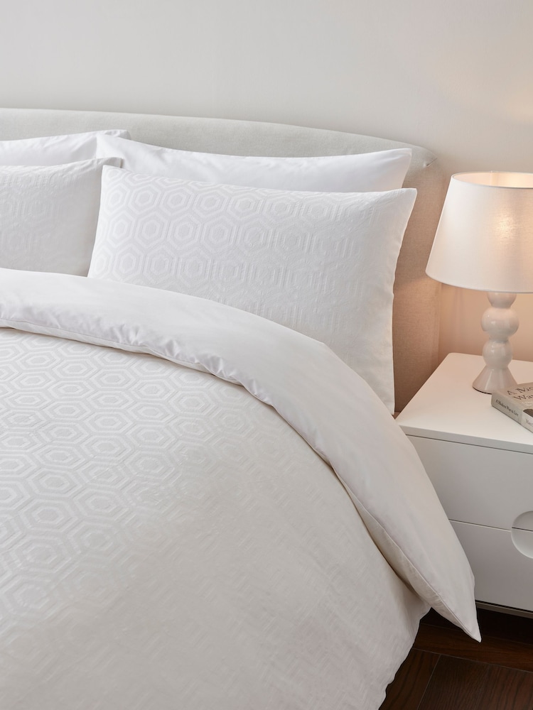 Jasper Conran London White JC Jacquard 300TC Hexagonal Dvt Bed Set - Image 2 of 5 Jasper Conran London White JC Jacquard 300TC Hexagonal Dvt Bed Set - Image 2 of 5