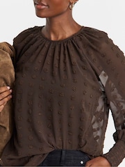 JD Williams Brown Dobby Raglan Blouse - Image 3 of 4