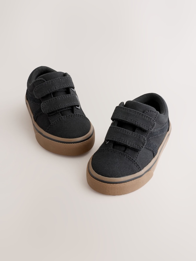 Black Standard Fit (F) Trainers - Image 1 of 5