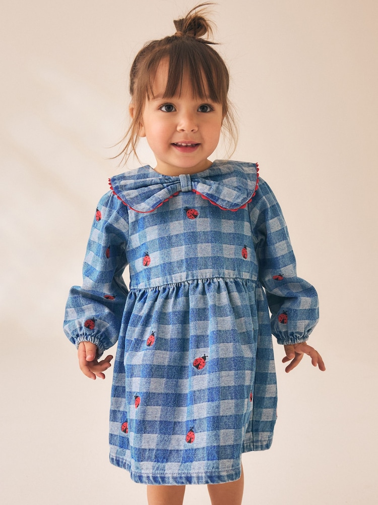 Blue Denim Check - Long Sleeve Collar Embroidered Ladybird Dress (3mths-8yrs) - Imagen 1 de 8 Blue Denim Check - Long Sleeve Collar Embroidered Ladybird Dress (3mths-8yrs) - Imagen 1 de 8