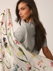 Vintage Floral Picot Edge Detail Lightweight Scarf - Image 2 of 6