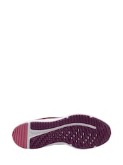 Red Bordeaux and Beet Pink - Nike Cosmic Running-Sneaker für Jugendliche - Bild 4 von 4