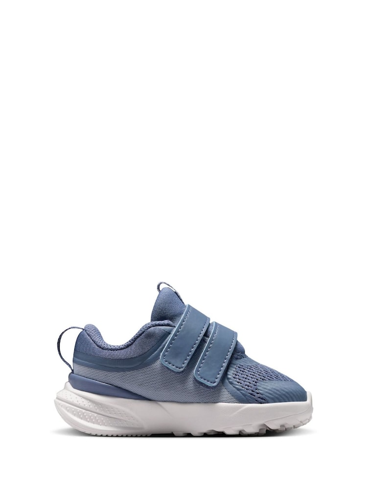 Nike Blue Indigo and Silver Infant Star Runner 5 Trainers - Image 2 of 8 Nike Blue Indigo and Silver Infant Star Runner 5 Trainers - Image 2 of 8