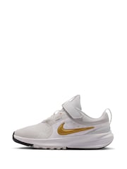 Nike White/Gold Junior Star Runner 5 Trainers - Image 2 of 10