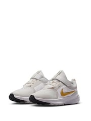 Nike White/Gold Junior Star Runner 5 Trainers - Image 5 of 10