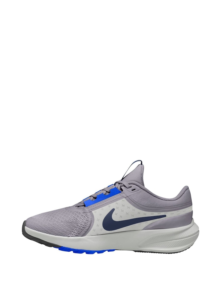 Nike Racer Blue and Cement Grey Youth Star Runner 5 Trainers - Image 2 of 4 Nike Racer Blue and Cement Grey Youth Star Runner 5 Trainers - Image 2 of 4