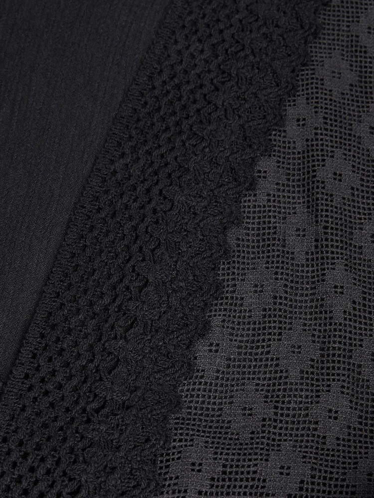 Schwarz - Monsoon Crochet Kaftan Dress - Bild 3 von 3 Schwarz - Monsoon Crochet Kaftan Dress - Bild 3 von 3
