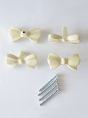 Laura Ashley Set of 2 Aluminum Bow Drawer Knobs - صورة 3 من 4