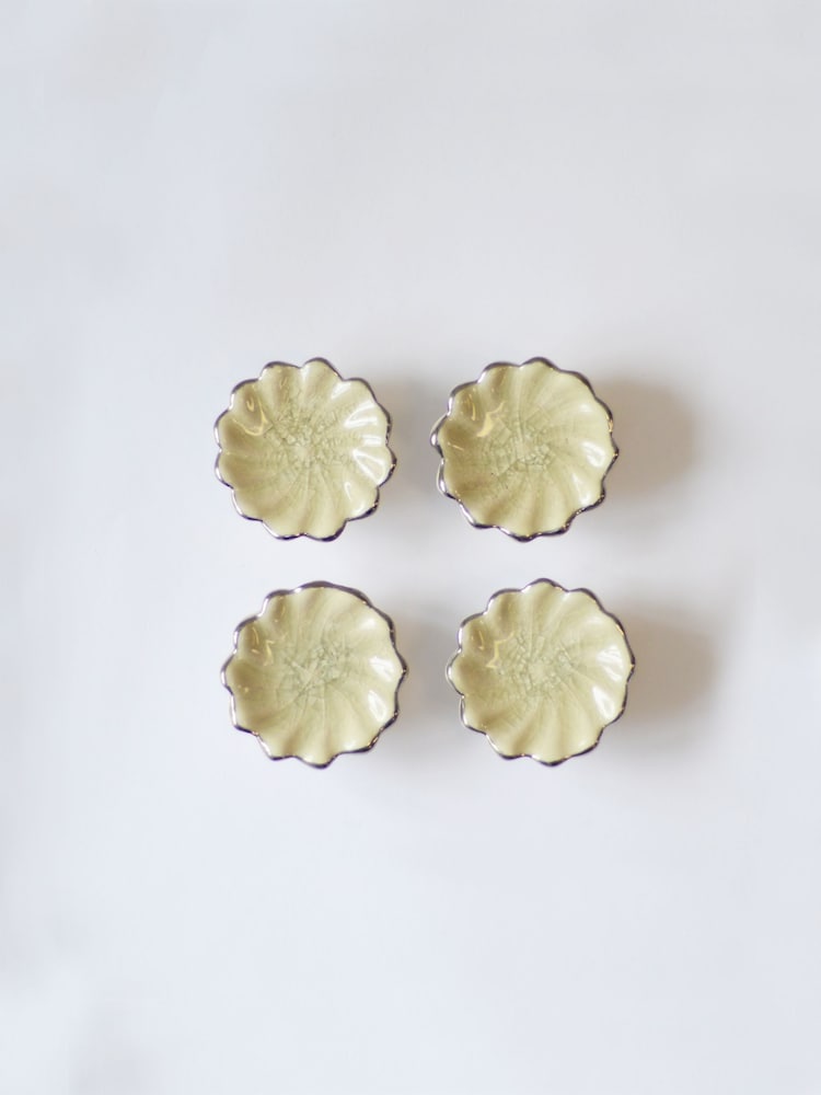 Laura Ashley Set of 2 Off White Silver Ceramic Metalic Edge Drawer Knobs - Image 2 of 5