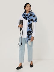 Jigsaw Blue Outline Rose Wool Scarf - Image 2 of 3
