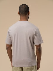 Penfield Mens Retro Whale T-Shirt - صورة 2 من 6