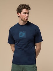 Blau - Penfield Mens Contrast Stripe Bear Graphic T-Shirt - Bild 1 von 6