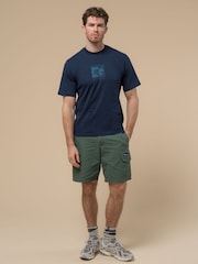 Blau - Penfield Mens Contrast Stripe Bear Graphic T-Shirt - Bild 3 von 6