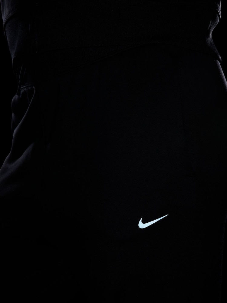 Nike Black Therma-FIT One High-Waisted 7/8 Joggers - Image 7 of 7 Nike Black Therma-FIT One High-Waisted 7/8 Joggers - Image 7 of 7