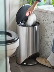 Joseph Joseph Arc 10-Litre Slimline Pedal Bin with Liner Pocket - Imagem 4 de 6