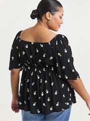 Simply Be Patterned Crinkle Shirred Waist Blouse - Imagen 3 de 5