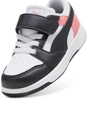 Kredasto bela - Športni copati Puma dekleta Toddlers Rebound V6 Lo - Slika 6 iz 6