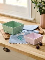 Set of 2 Green floral Berry Storage Baskets - Image 2 of 5