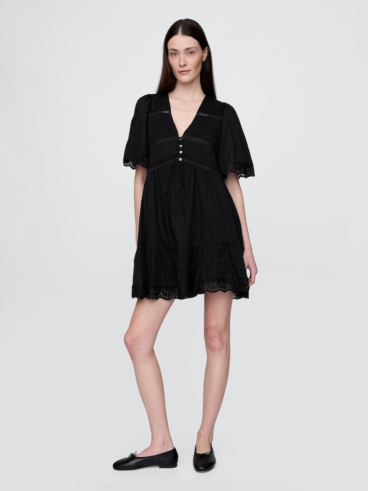 Negro - Minivestido con ojales y mangas acampanadas de Gap - Imagen 1 de 5